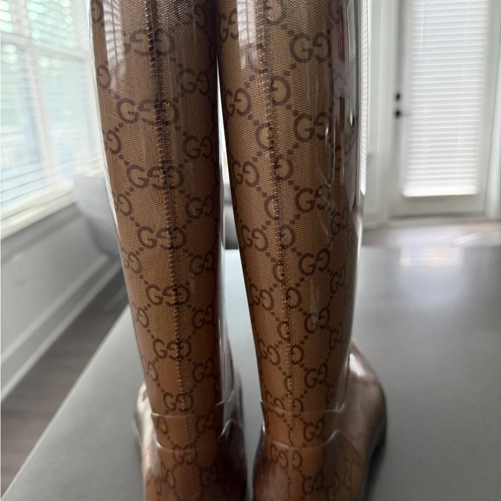 Gucci Brown Monogram Rain Boots - Picture 2 of 4